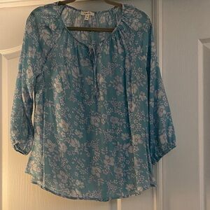 Chic Blue Floral Blouse